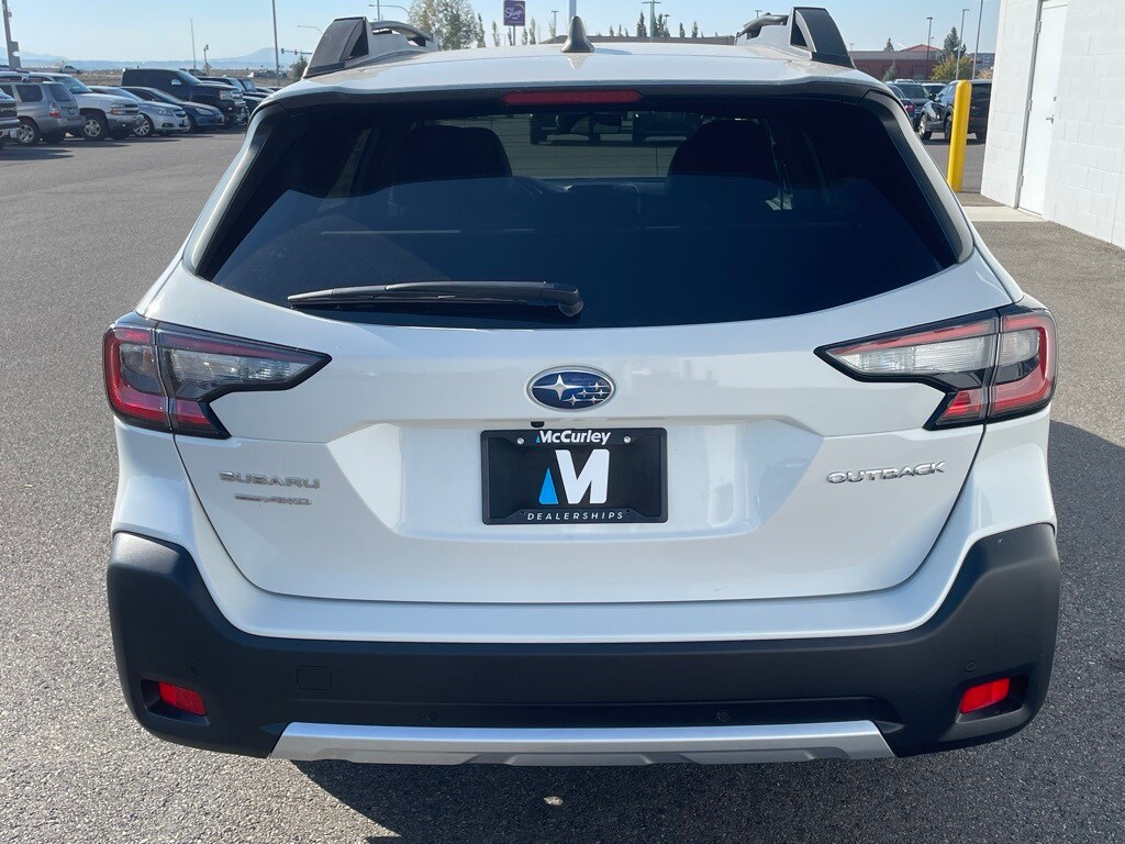 2025 Subaru Outback Limited photo 4