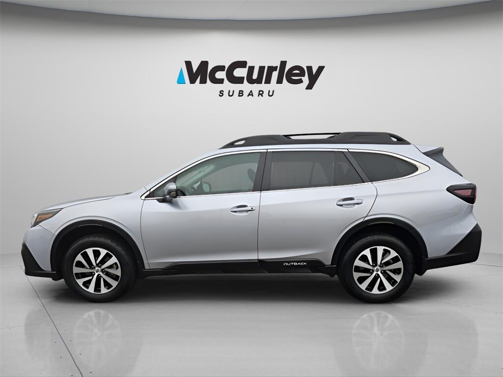 2020 Subaru Outback Premium photo 2