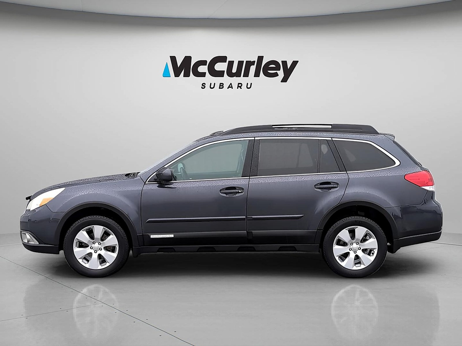 Used 2011 Subaru Outback I Limited with VIN 4S4BRBKC4B3406670 for sale in Pasco, WA