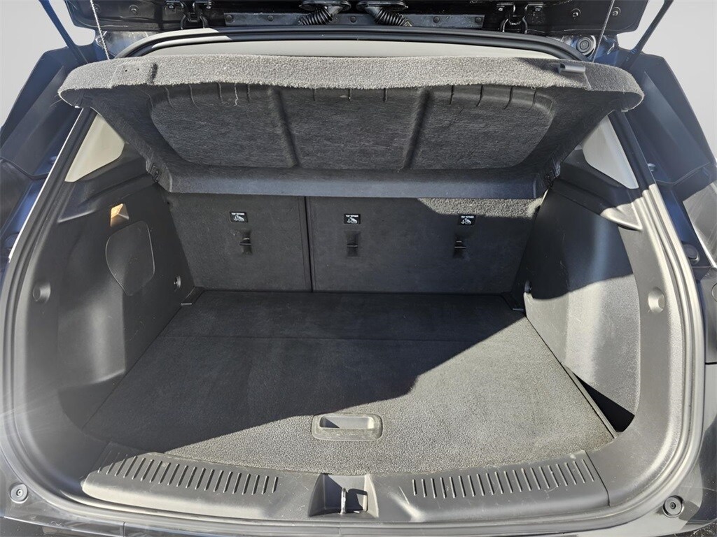 2024 Buick Encore GX Sport Touring photo 2