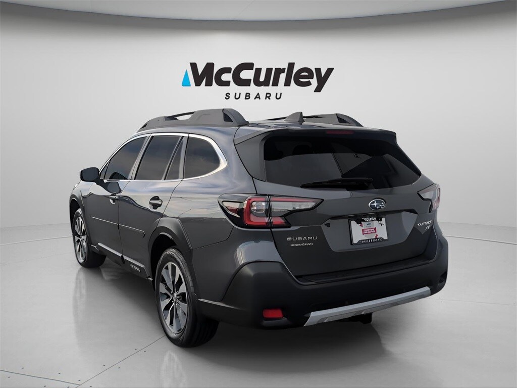 2023 Subaru Outback Limited XT photo 2