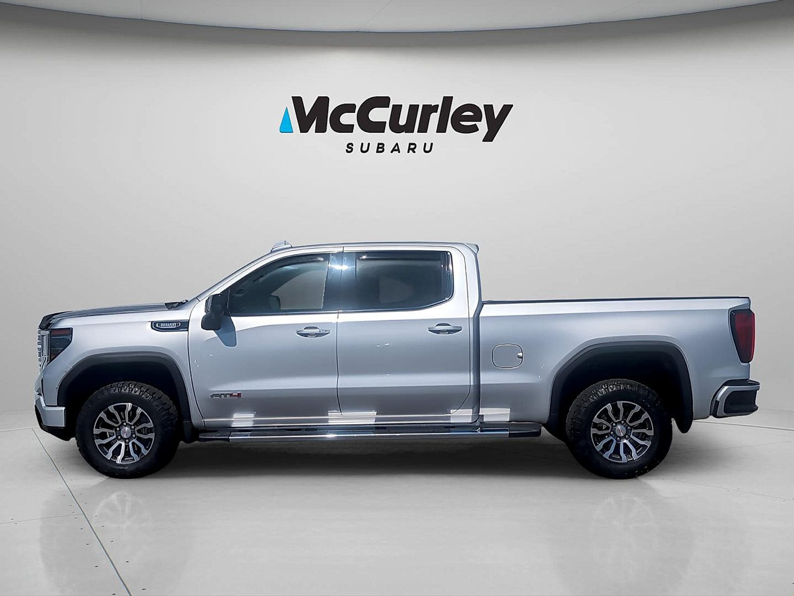 Used 2022 GMC Sierra 1500 4WD Crew Cab Standard Box AT4