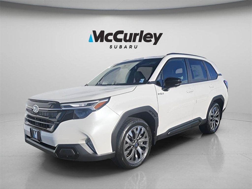 2025 Subaru Forester Touring's photo