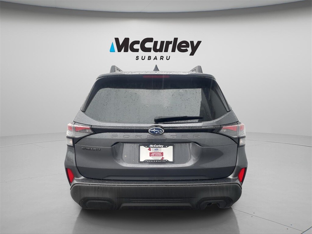 Used 2025 Subaru Forester Premium SUV