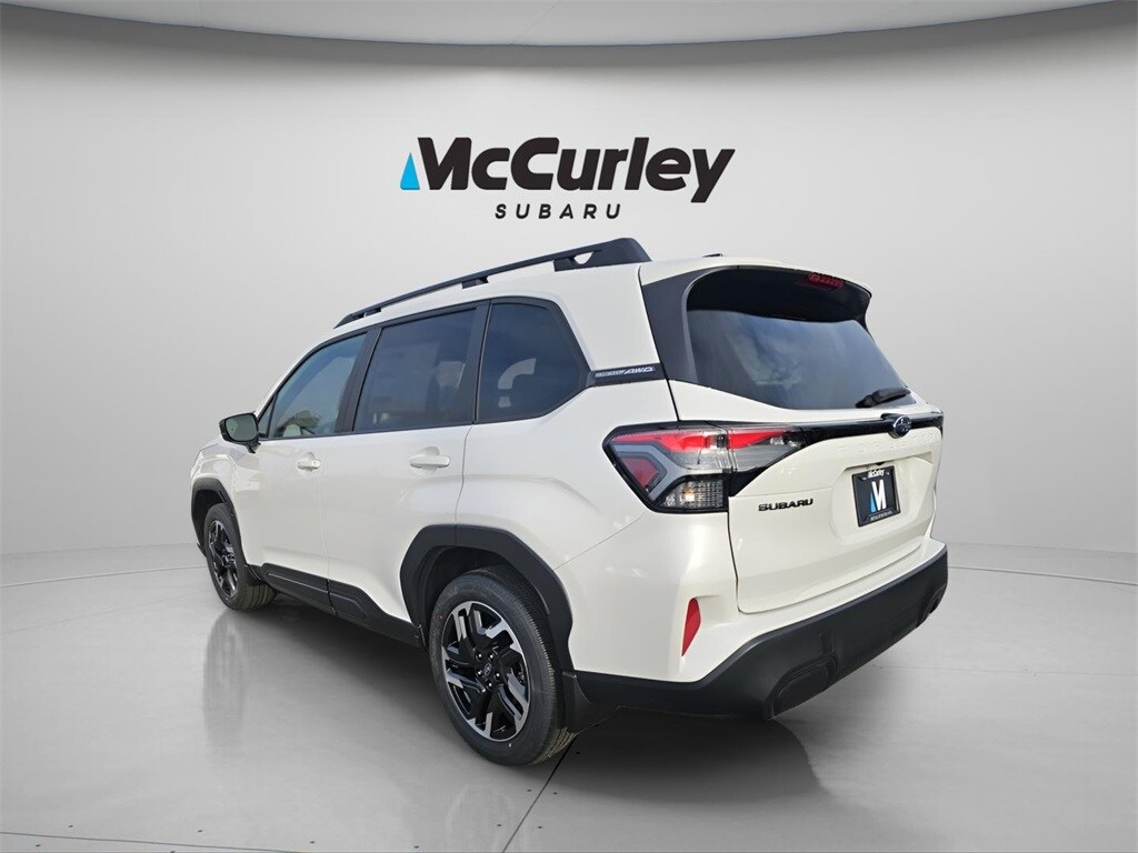 2026 Subaru Forester Limited Base photo 3