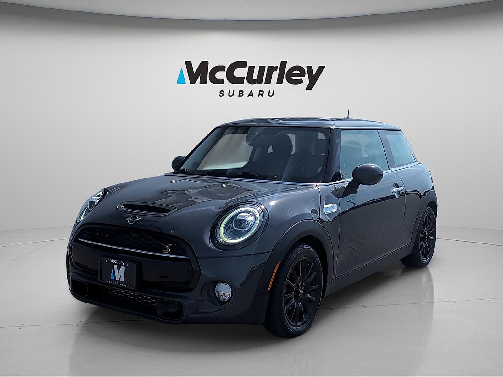 2019 MINI Hardtop Cooper S Signature's photo