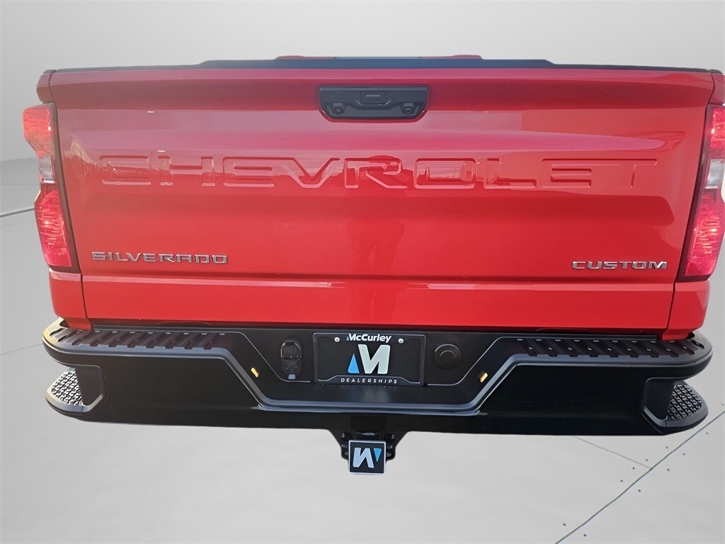 2025 Chevrolet Silverado 1500 Custom Trail Boss photo 4