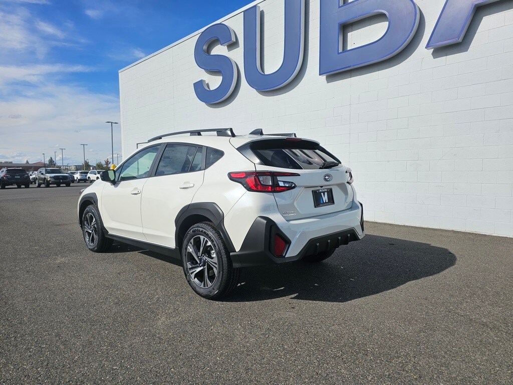 2025 Subaru Crosstrek Premium photo 3