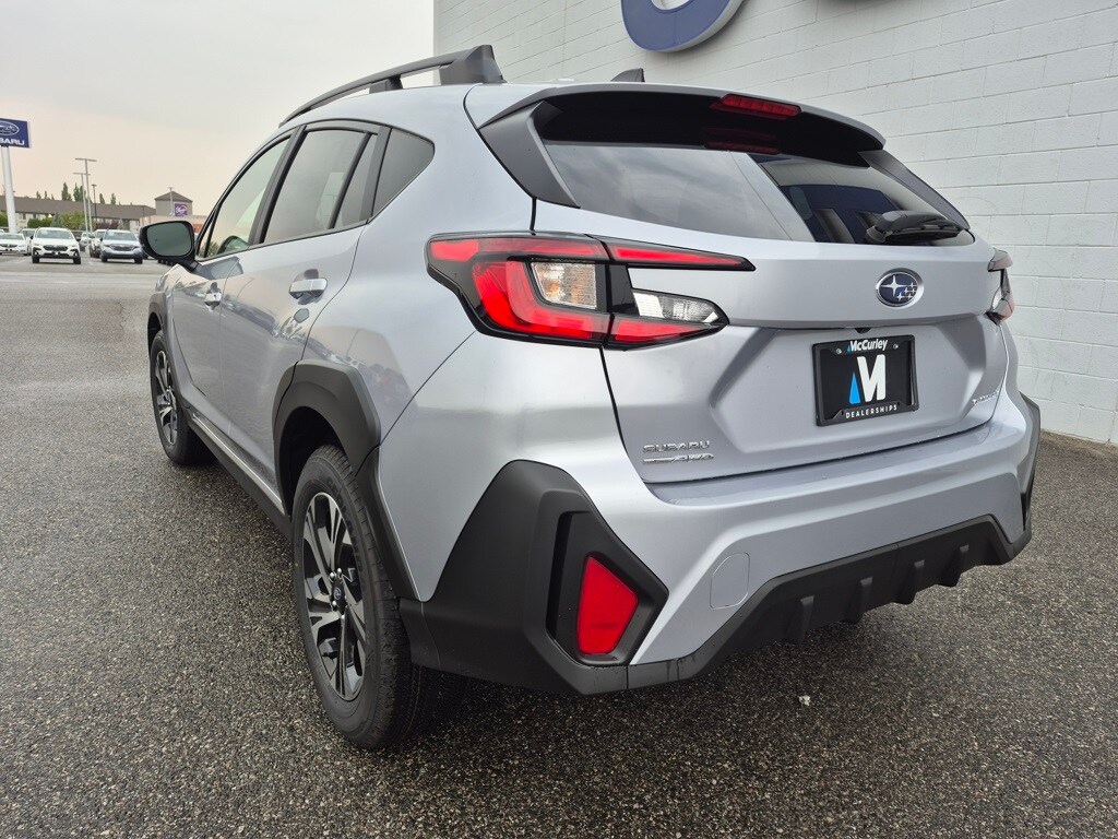 2025 Subaru Crosstrek Premium photo 3