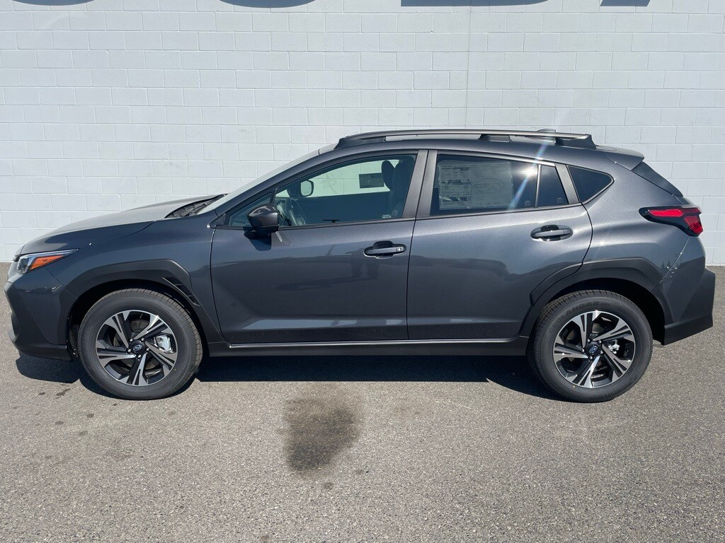 2025 Subaru Crosstrek Premium photo 2