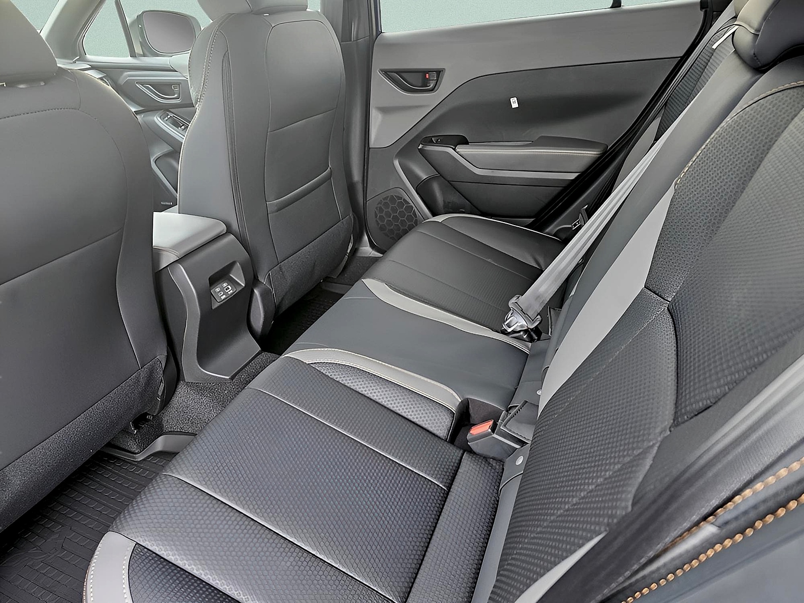 2026 Subaru Crosstrek Wilderness - Photo 8