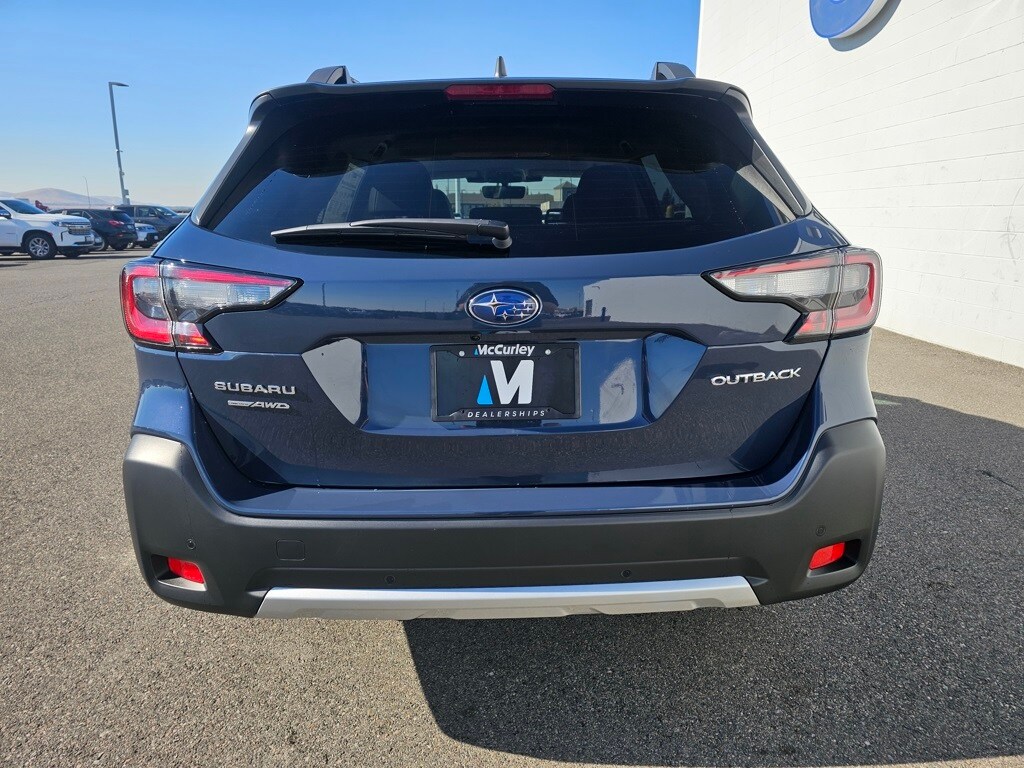 2025 Subaru Outback Limited photo 3