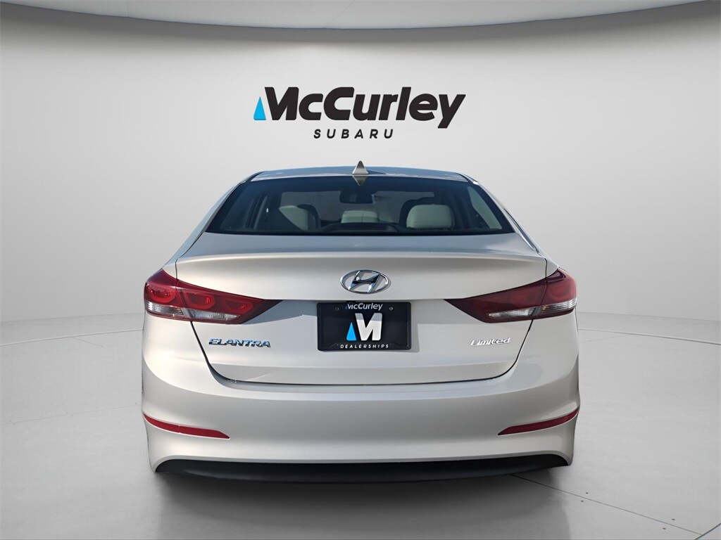 2017 Hyundai Elantra Limited photo 4