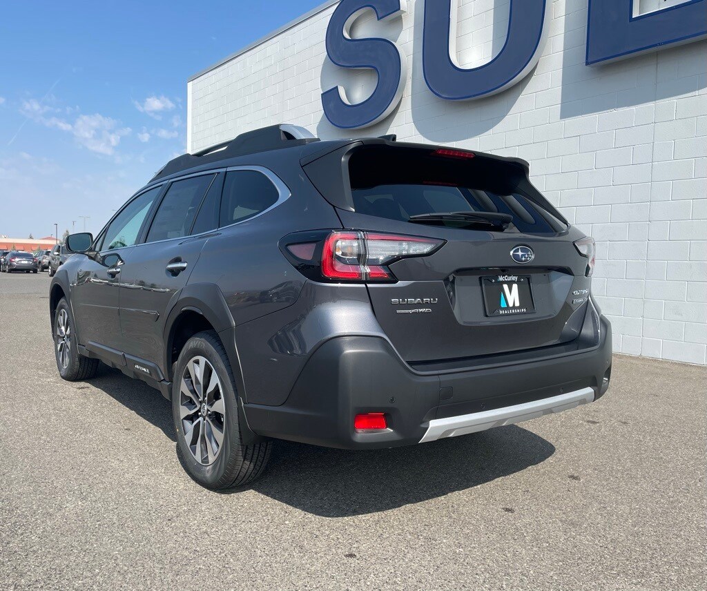 2025 Subaru Outback Touring XT photo 2