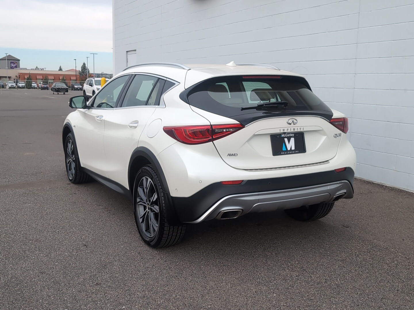 Used 2018 INFINITI QX30 Essential