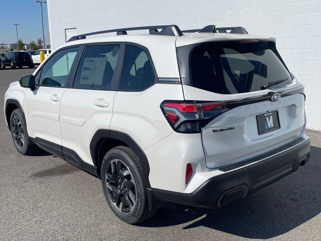 2025 Subaru Forester Limited photo 3