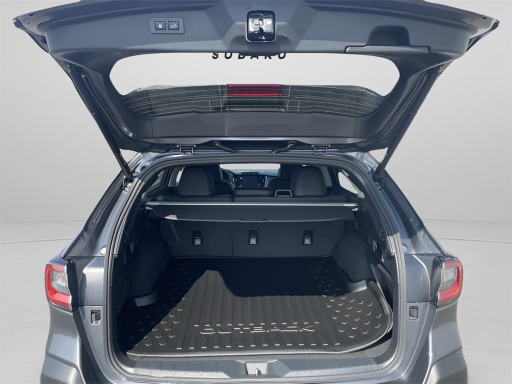 New 2025 Subaru Outback Touring XT SUV