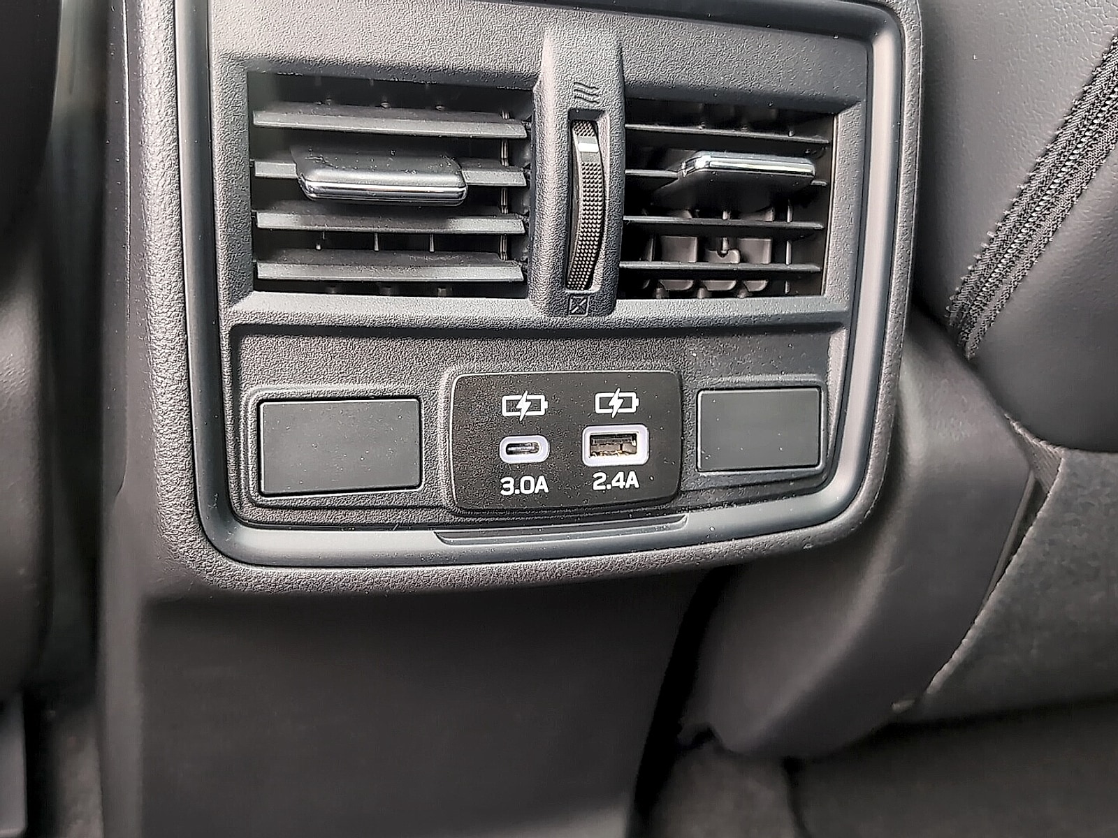 2026 Subaru Forester Premium - Photo 18