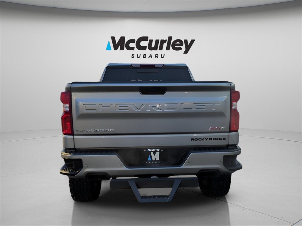 2024 Chevrolet Silverado 1500 RST photo 4