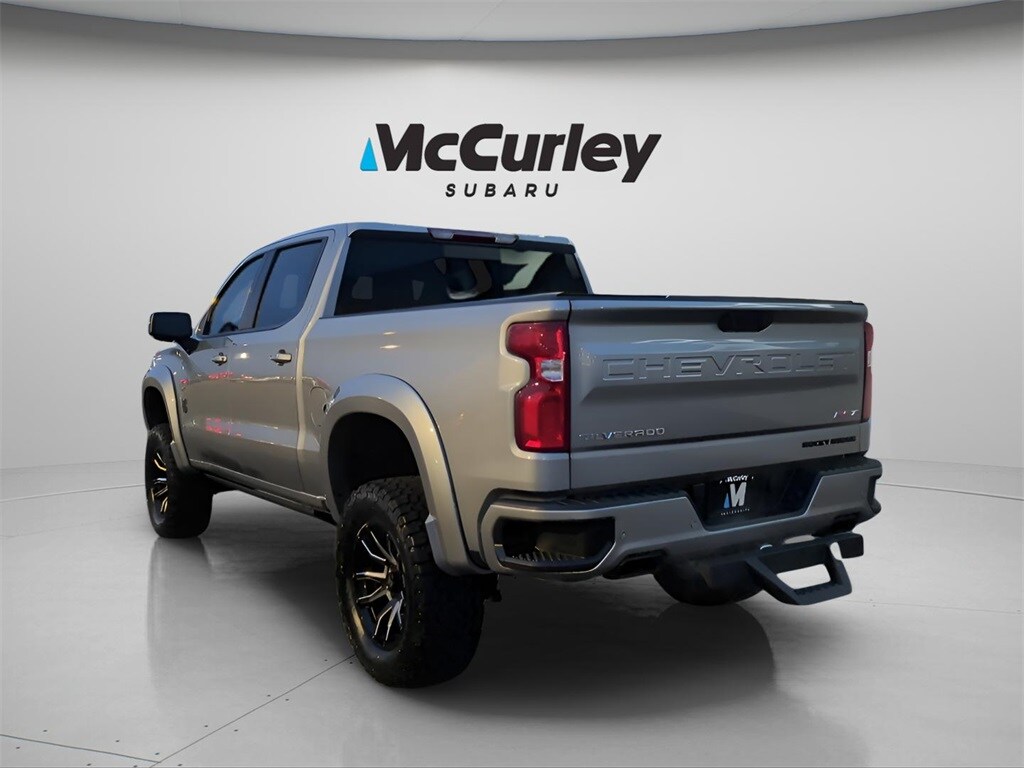 2024 Chevrolet Silverado 1500 RST photo 3