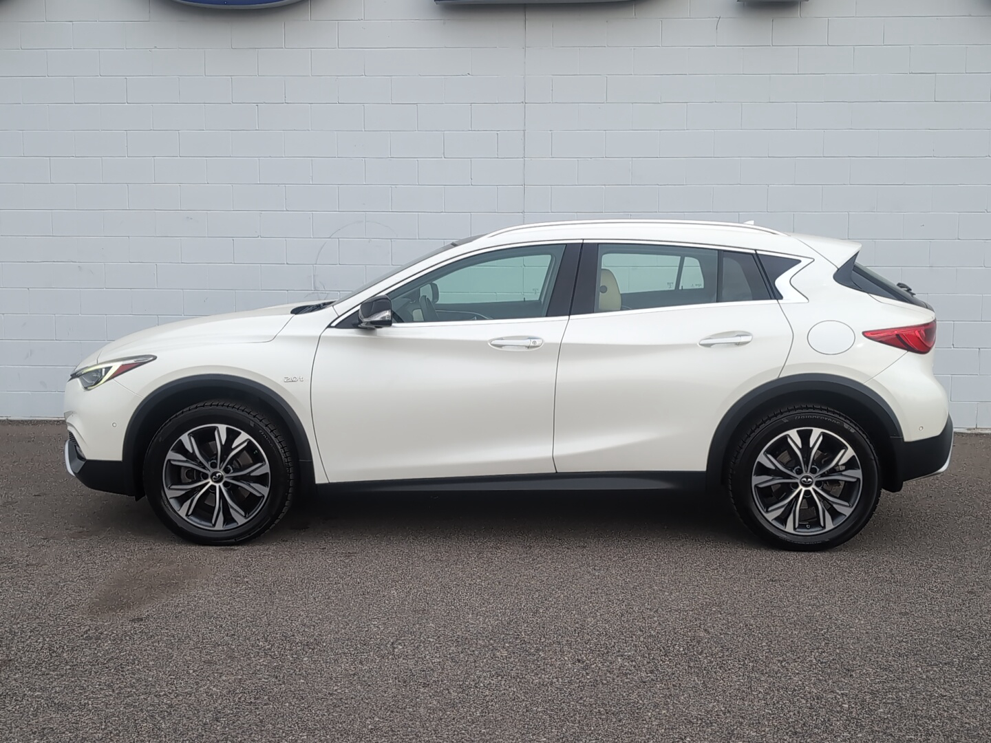 Used 2018 INFINITI QX30 Essential