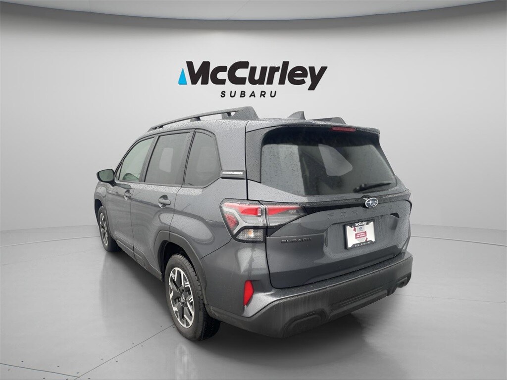 Used 2025 Subaru Forester Premium SUV