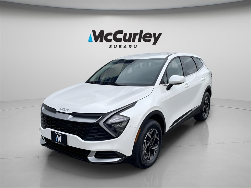 2023 Kia Sportage LX's photo