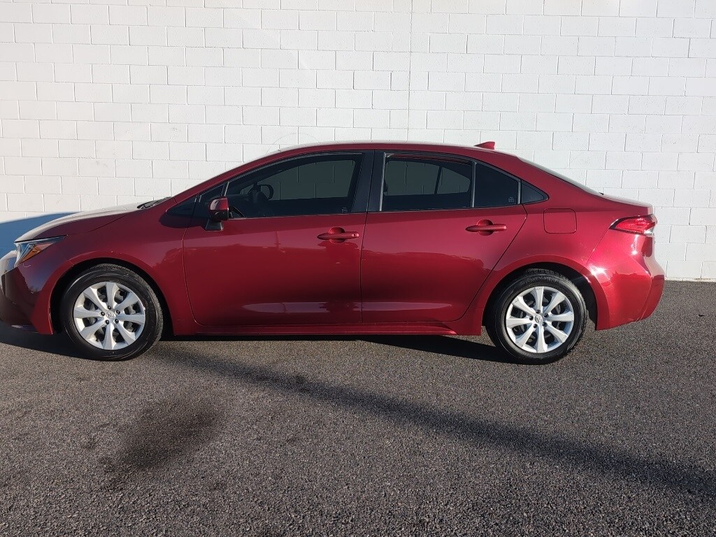 Used 2022 Toyota Corolla LE Sedan