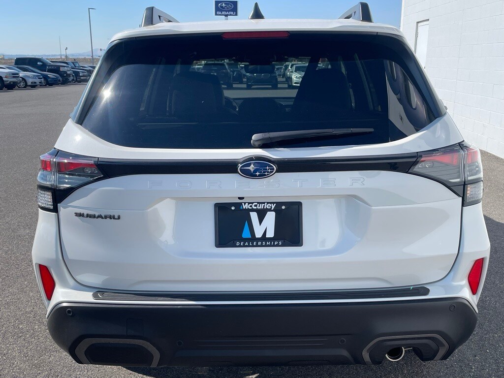 2025 Subaru Forester Limited photo 4