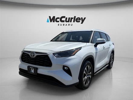 2023 Toyota Highlander XLE SUV