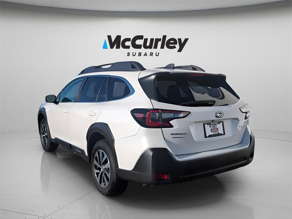Used 2025 Subaru Outback Premium SUV