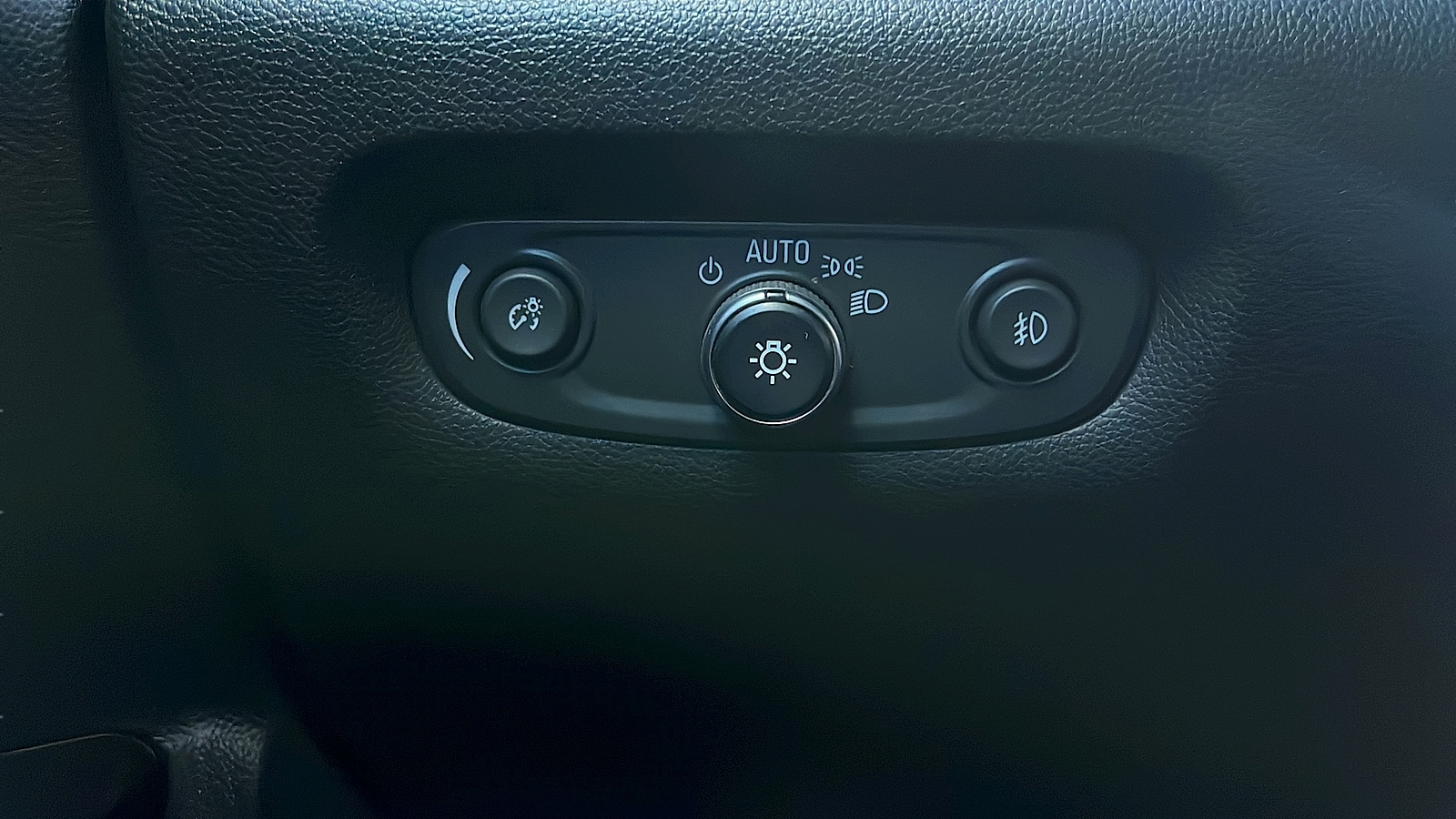 2021 Chevrolet Traverse 2FL - Photo 20