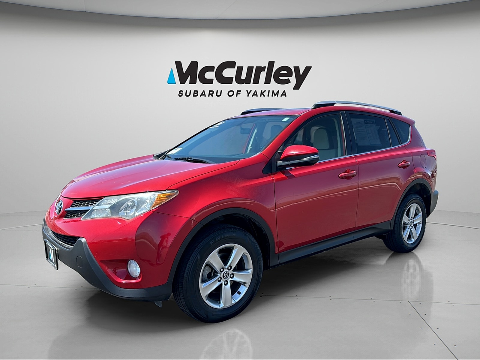 Used 2015 Toyota RAV4 XLE with VIN JTMWFREV2FJ059653 for sale in Union Gap, WA