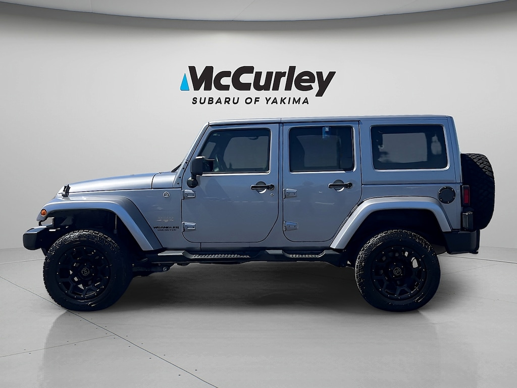 Used 2013 Jeep Wrangler Unlimited Sahara SUV