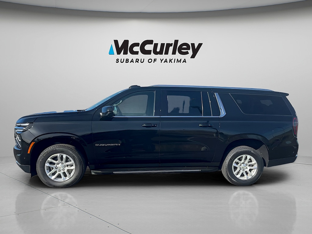 Used 2025 Chevrolet Suburban 4WD LT SUV