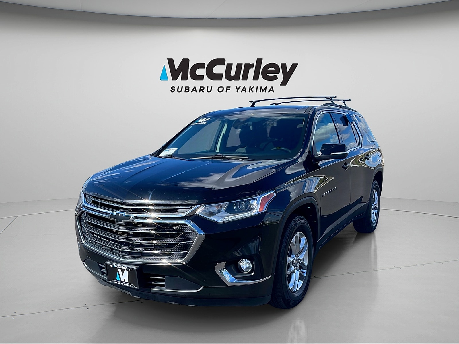 2021 Chevrolet Traverse 2FL - Photo 2