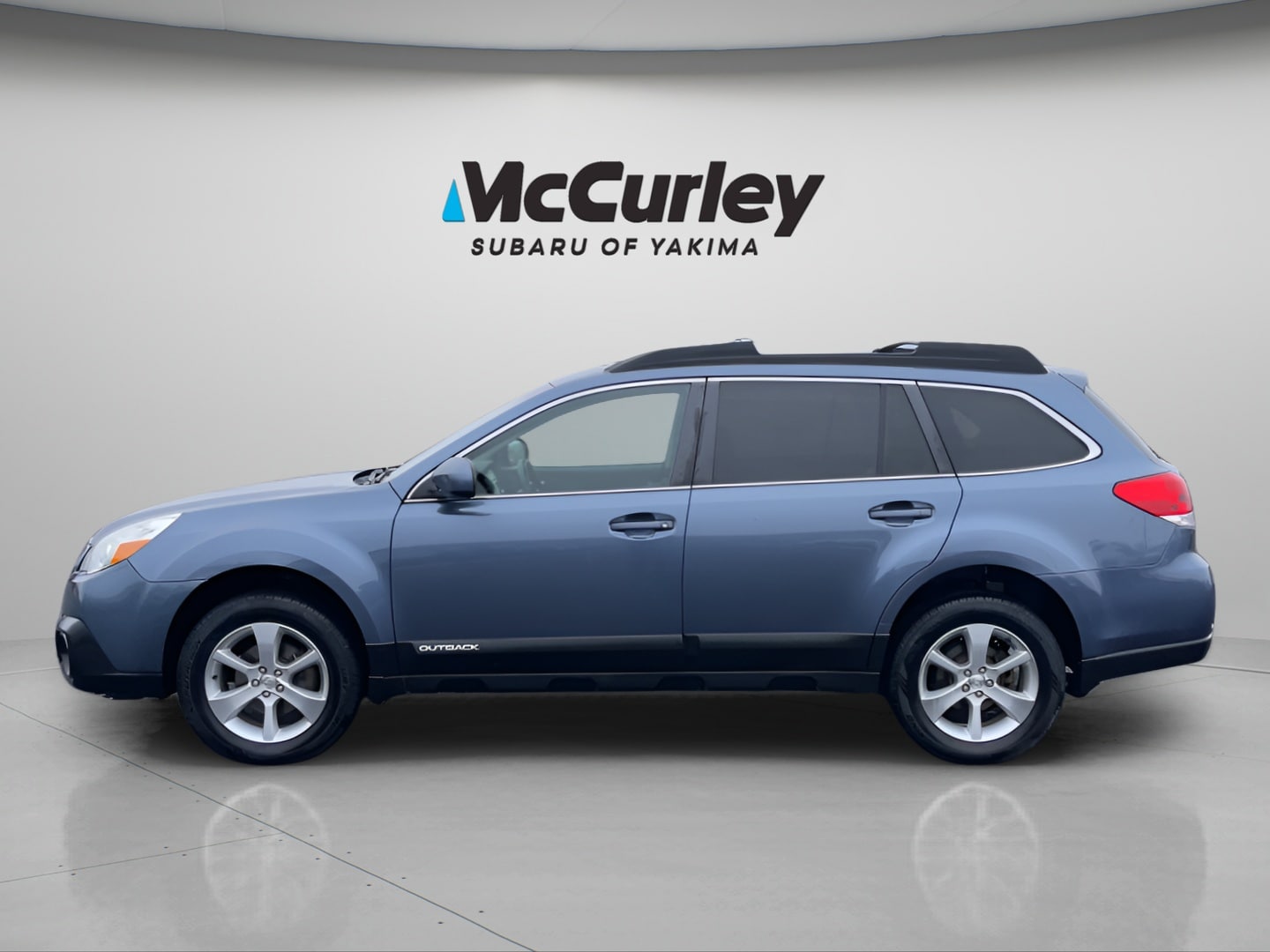 Used 2013 Subaru Outback Limited with VIN 4S4BRBJC0D3309356 for sale in Union Gap, WA