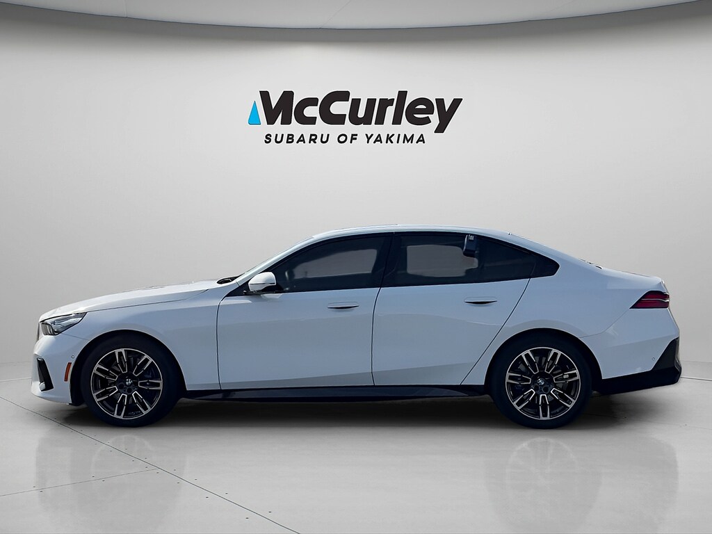 Used 2025 BMW 530i xDrive Sedan