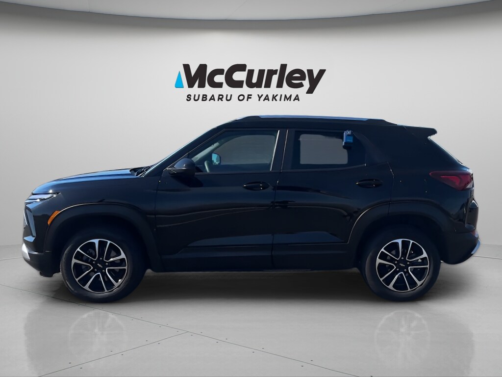 Used 2025 Chevrolet Trailblazer AWD LT SUV