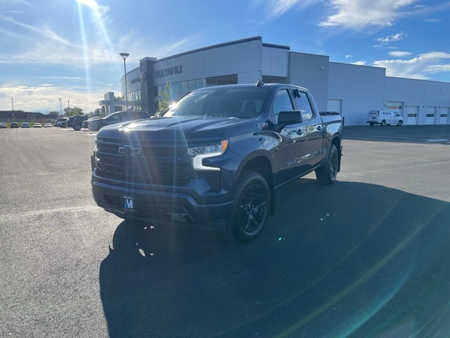 Used 2022 Chevrolet Silverado 1500 RST with VIN 1GCUDEET2NZ526493 for sale in Union Gap, WA