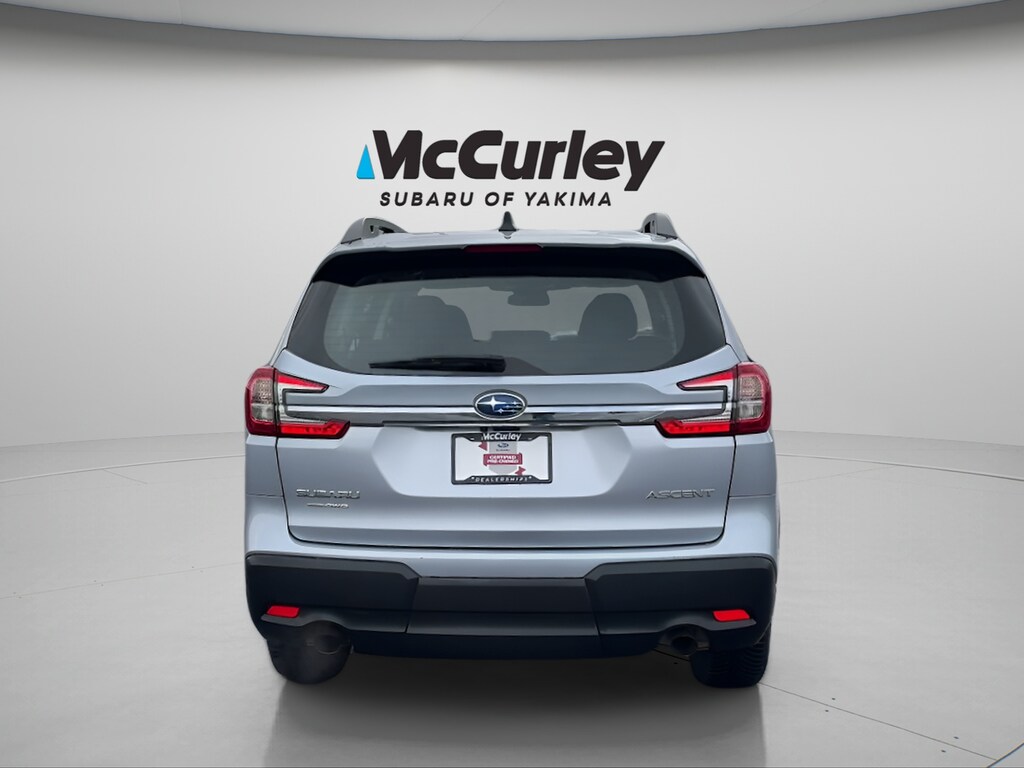Used 2023 Subaru Ascent Base 8-Passenger SUV