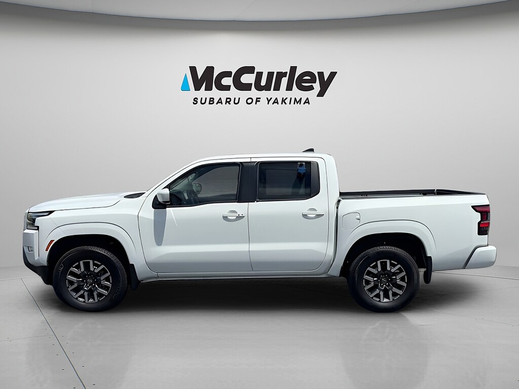 Used 2024 Nissan Frontier Crew Cab SL 4x4 Truck Crew Cab