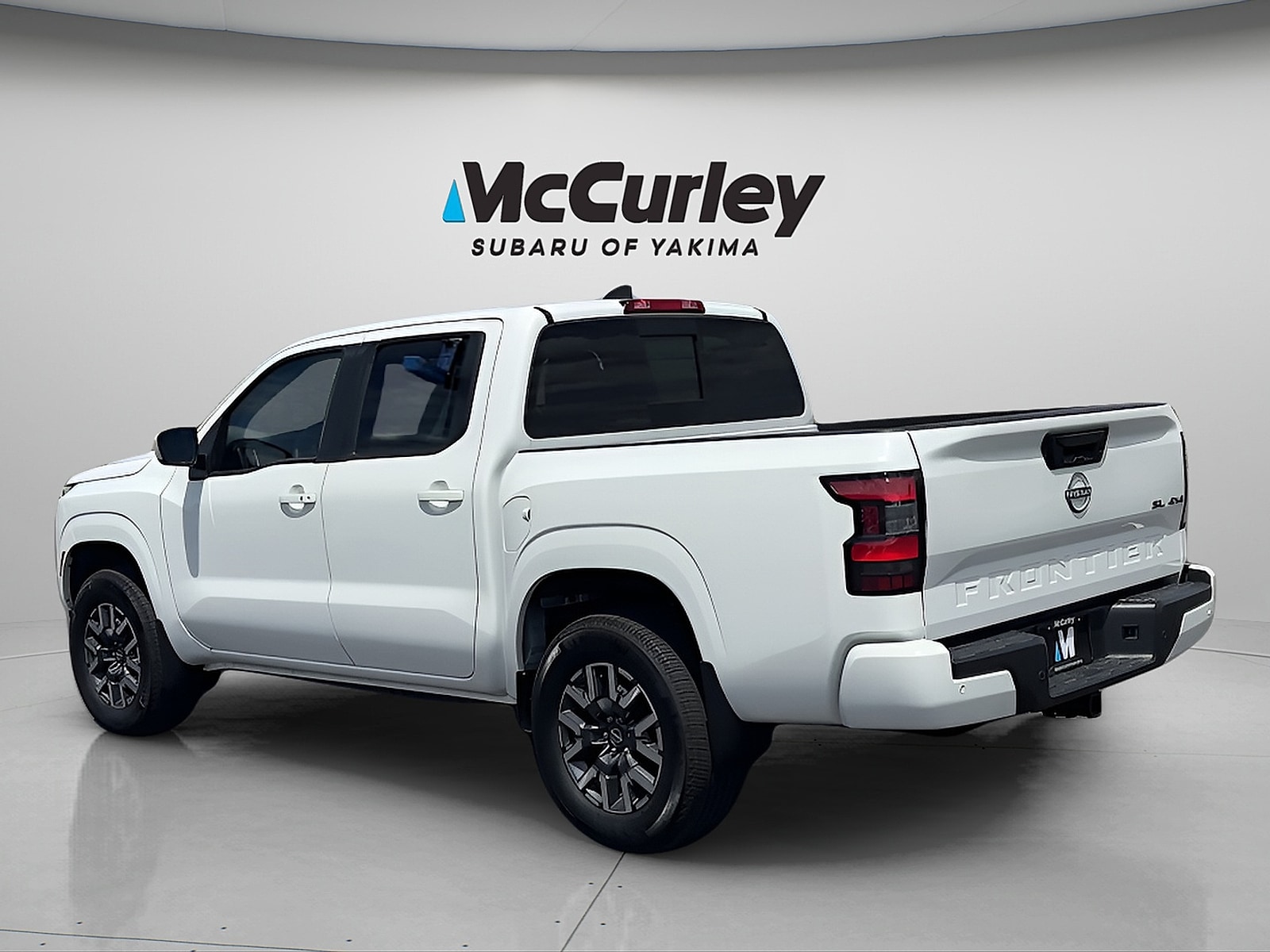 2024 Nissan Frontier SL - Photo 4
