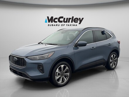 2025 Ford Escape Platinum SUV