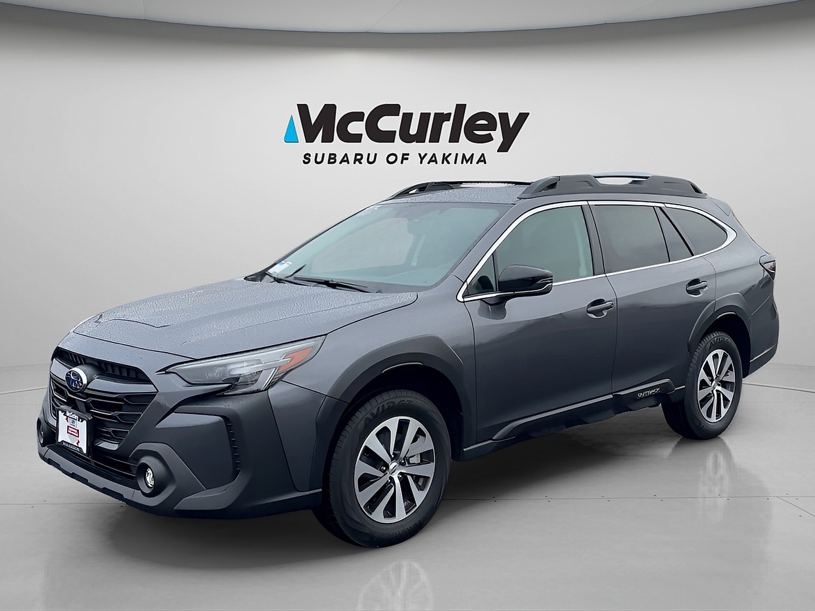 2025 Subaru Outback Premium's photo