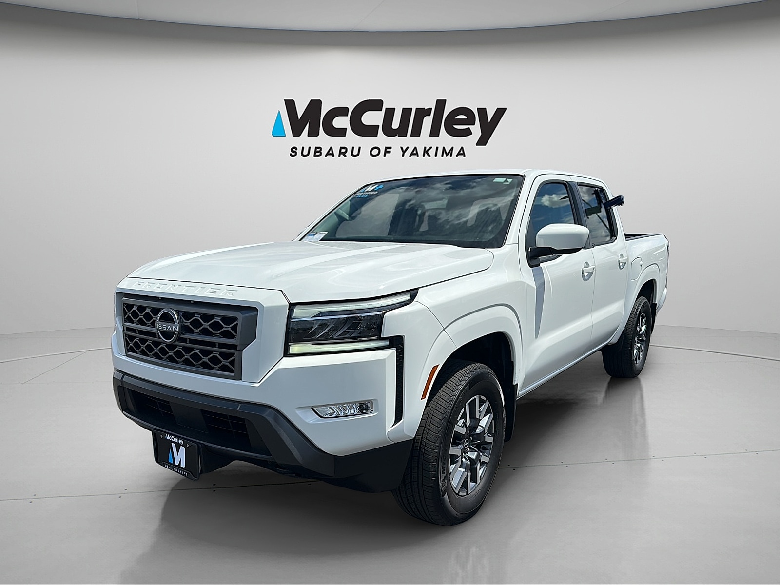 2024 Nissan Frontier SL - Photo 2