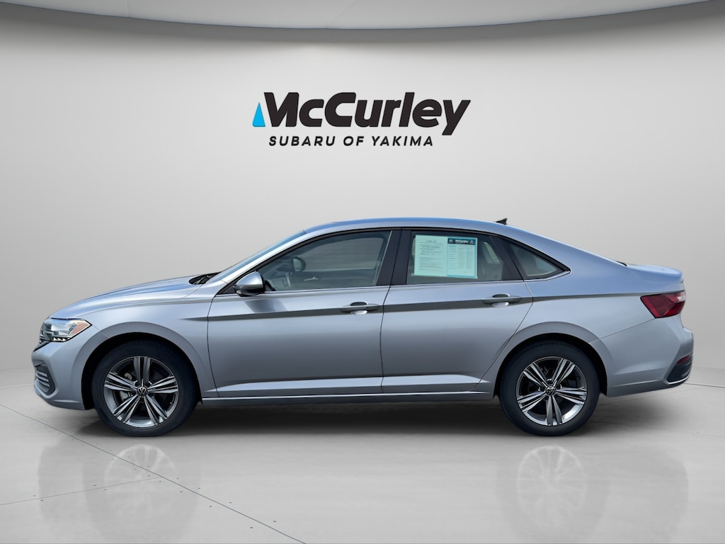 Used 2024 Volkswagen Jetta 1.5T SE Sedan