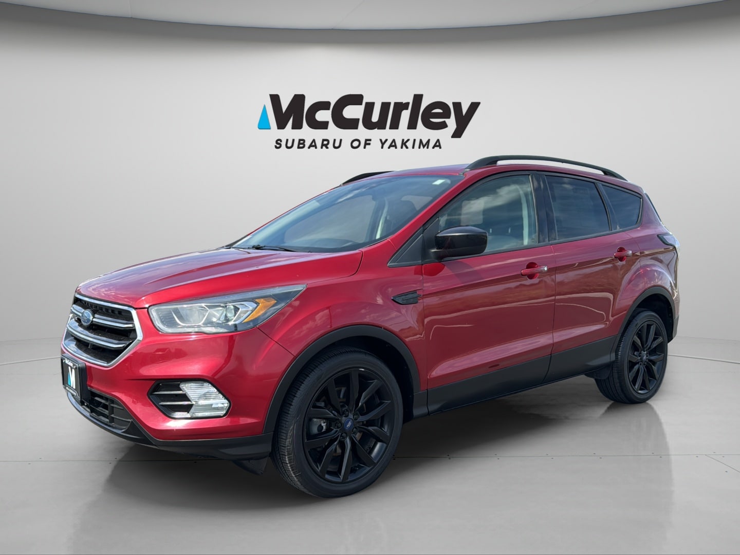 Used 2018 Ford Escape SE with VIN 1FMCU9GD1JUB26453 for sale in Union Gap, WA