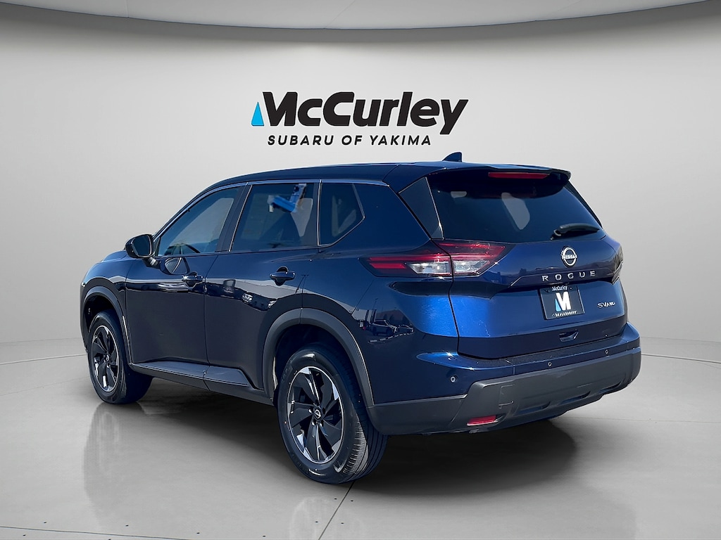 Used 2024 Nissan Rogue SV Intelligent AWD SUV