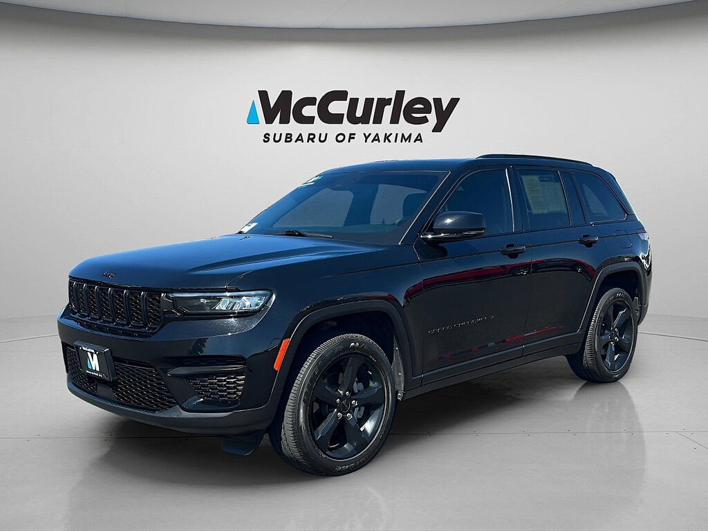 Used 2024 Jeep Grand Cherokee Altitude X 4x4 SUV